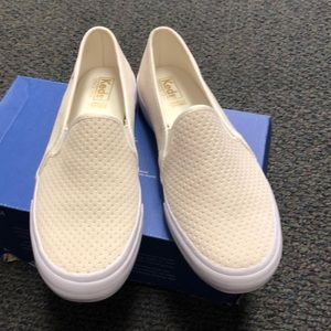Keds Deck Suede II Cream women’s Slip on shoes size 9
